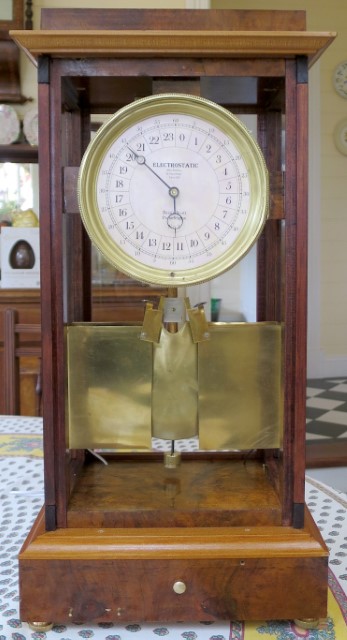 00 Electrostatic clocks