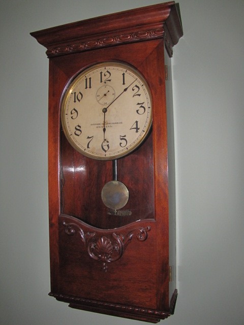 Automatic Electric Clock